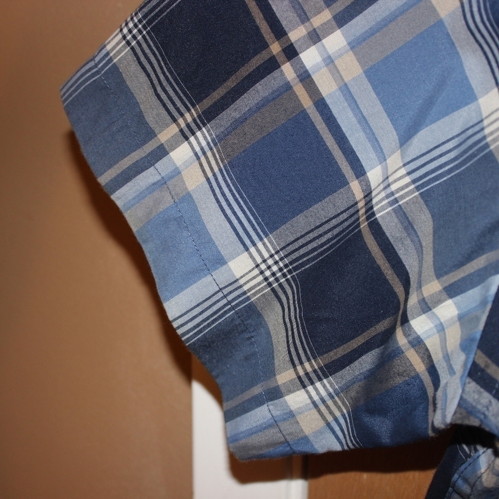 Sonoma Life Style Short Sleeve Plaid Shirt - Picture 3 of 5